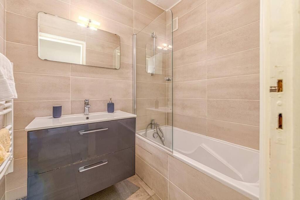 Centre Grenoble, Charmant, Avec Une Chambre Extérieur photo